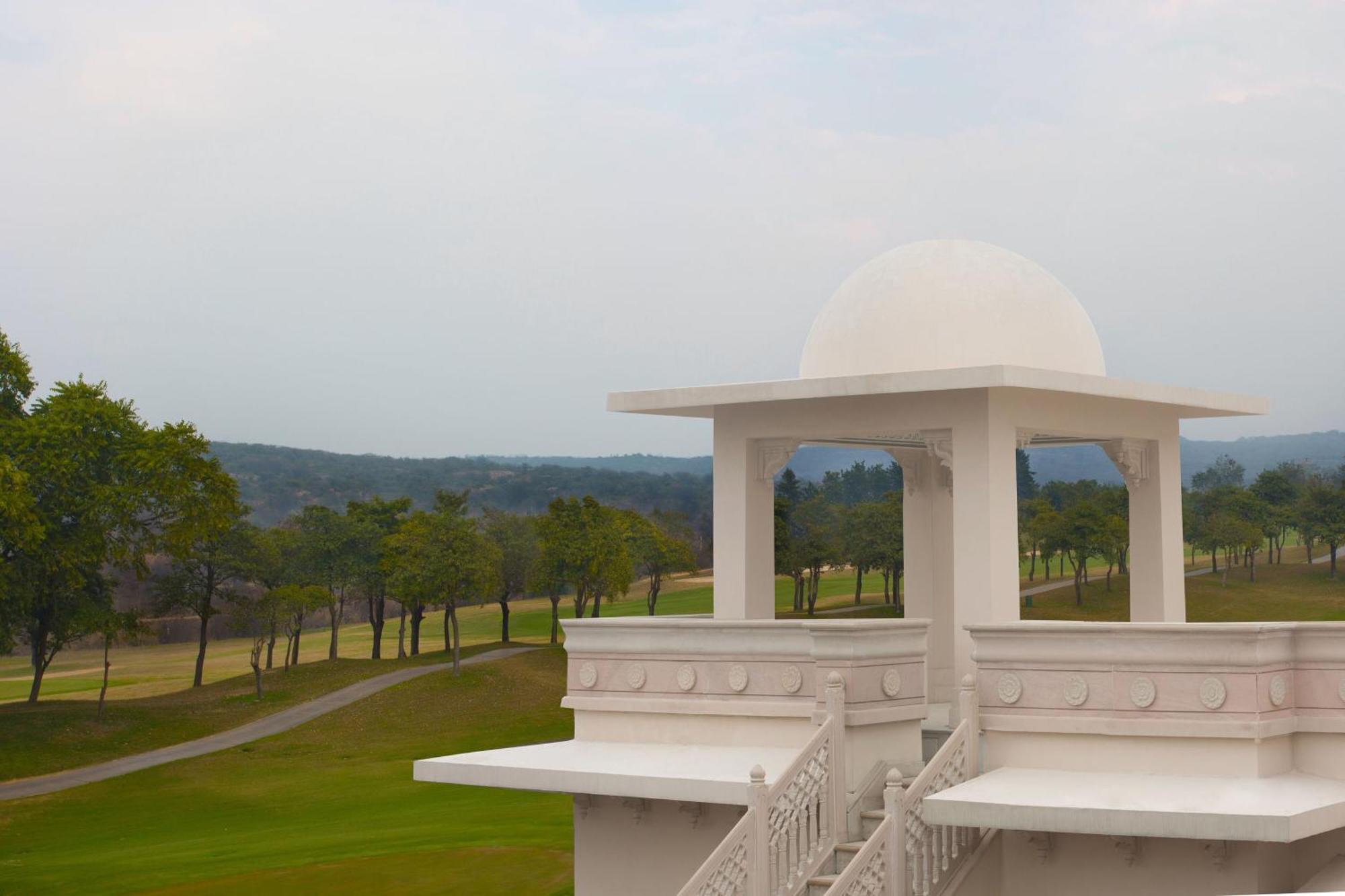 Itc Grand Bharat, A Luxury Collection Retreat, Gurgaon, New Delhi Capital Region Hotel Exterior foto